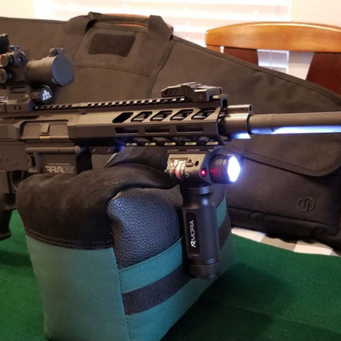 Vertical 3-IN-1 Foregrip TRIUM.